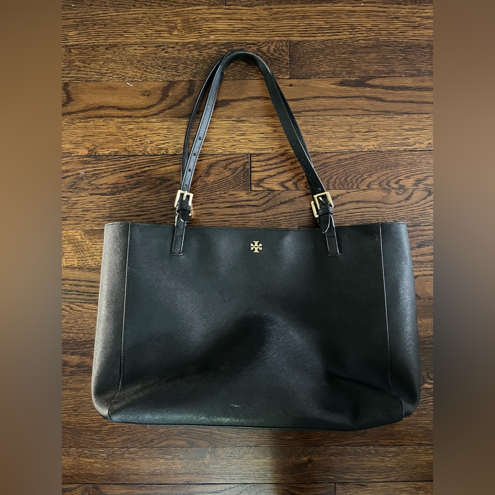 EUC Tory Burch York Tote in Black
